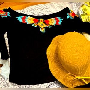 Vintage Colkection Embroidered Aztec blouse